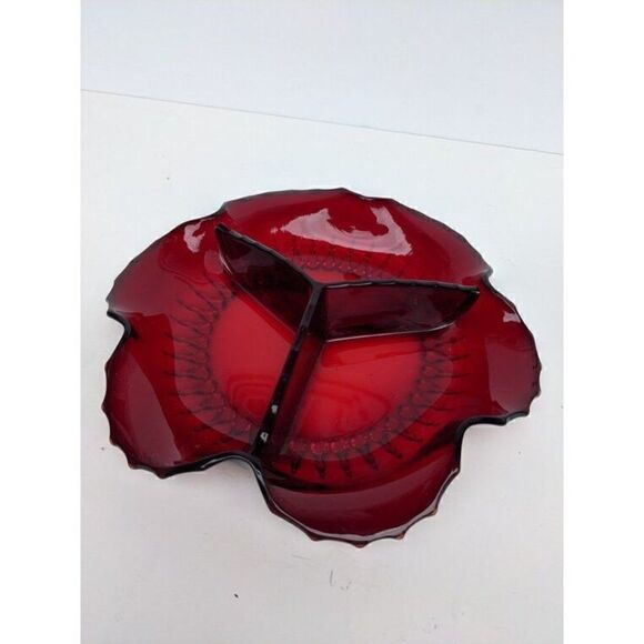New Martinsville Radiance ruby 3 part relish dish, Ruby glass serving tray - Picture 1 of 9